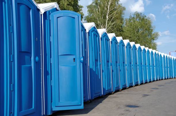 Best Portable restroom trailer rental  in Albany, IN